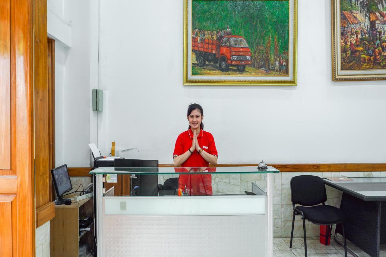 Oyo 1209 Tirtasari Nice Guesthouse Bandung Esterno foto