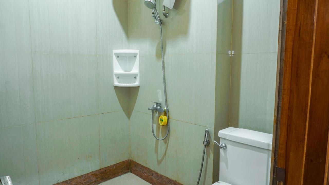 Oyo 1209 Tirtasari Nice Guesthouse Bandung Esterno foto