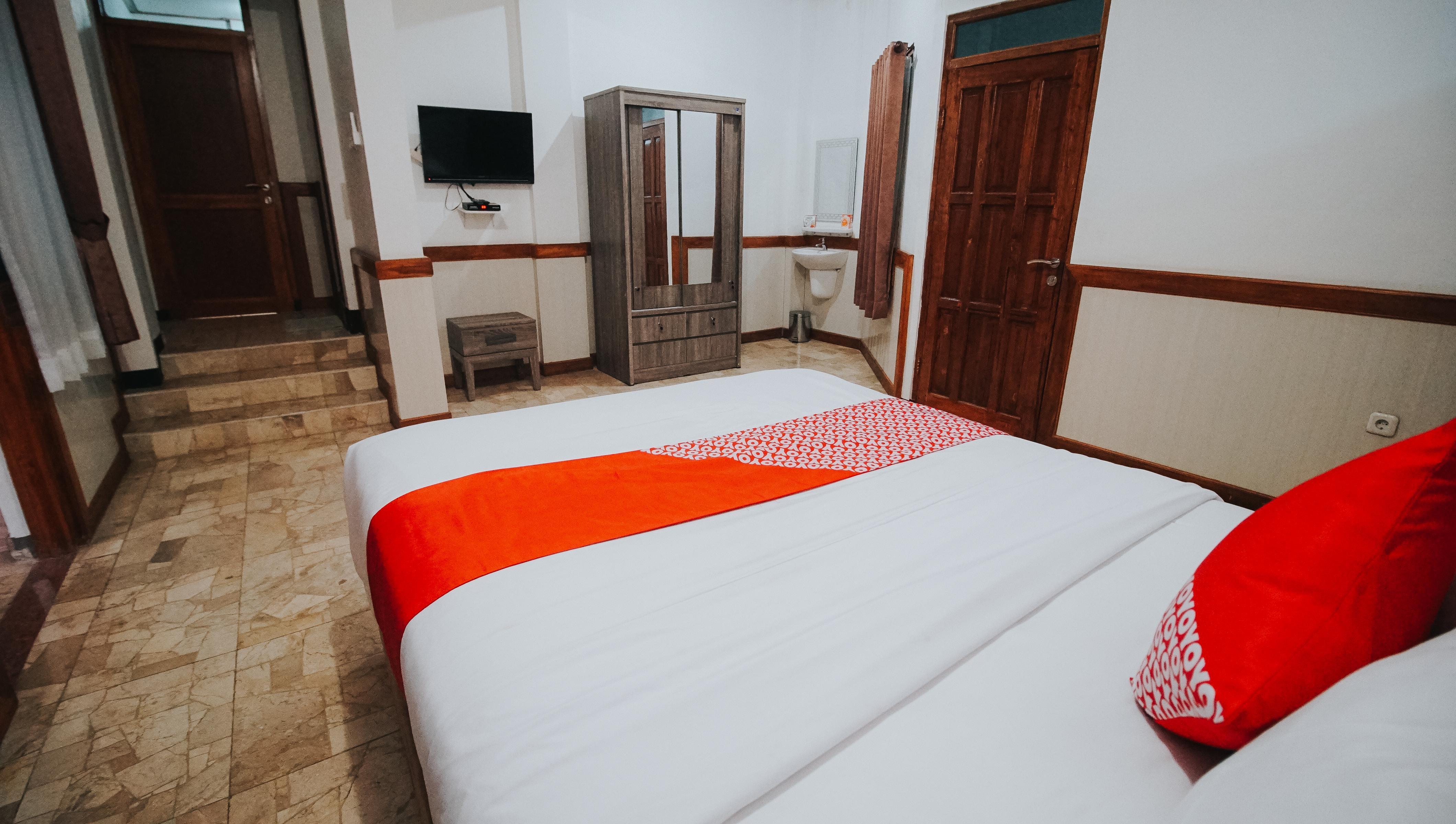 Oyo 1209 Tirtasari Nice Guesthouse Bandung Esterno foto