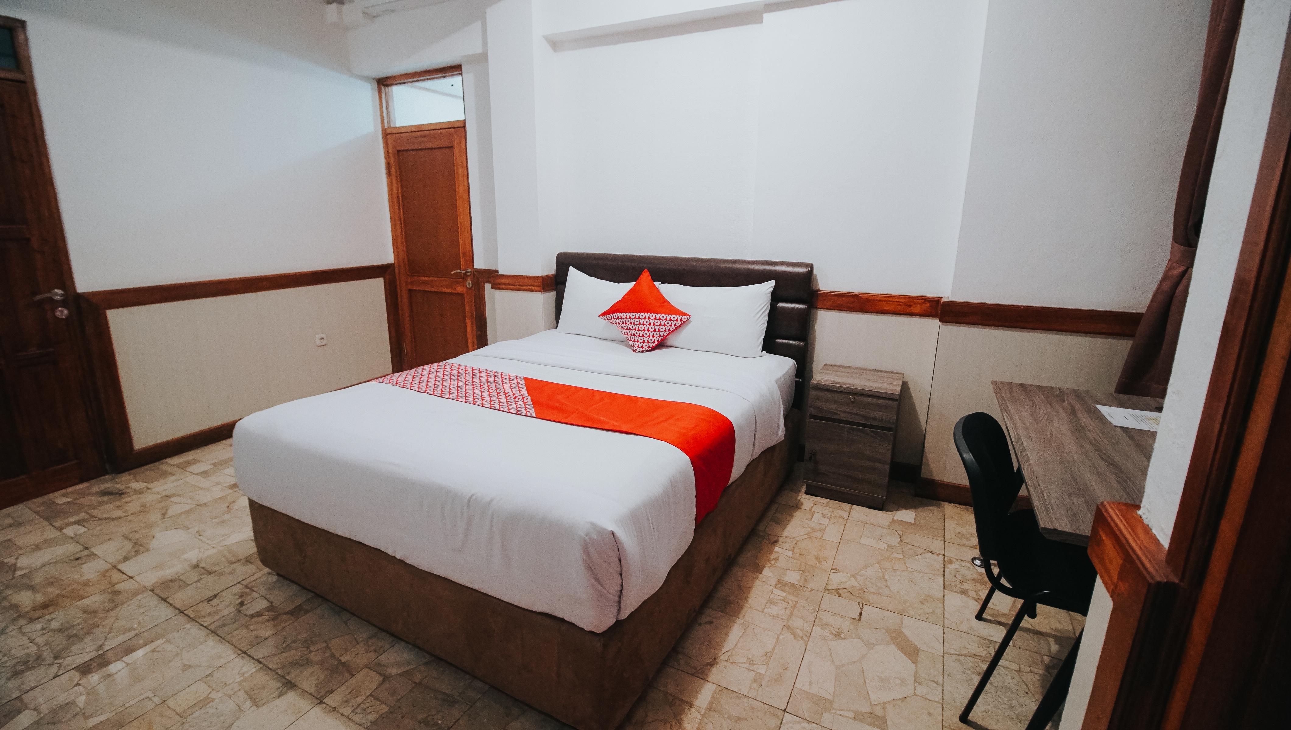 Oyo 1209 Tirtasari Nice Guesthouse Bandung Esterno foto