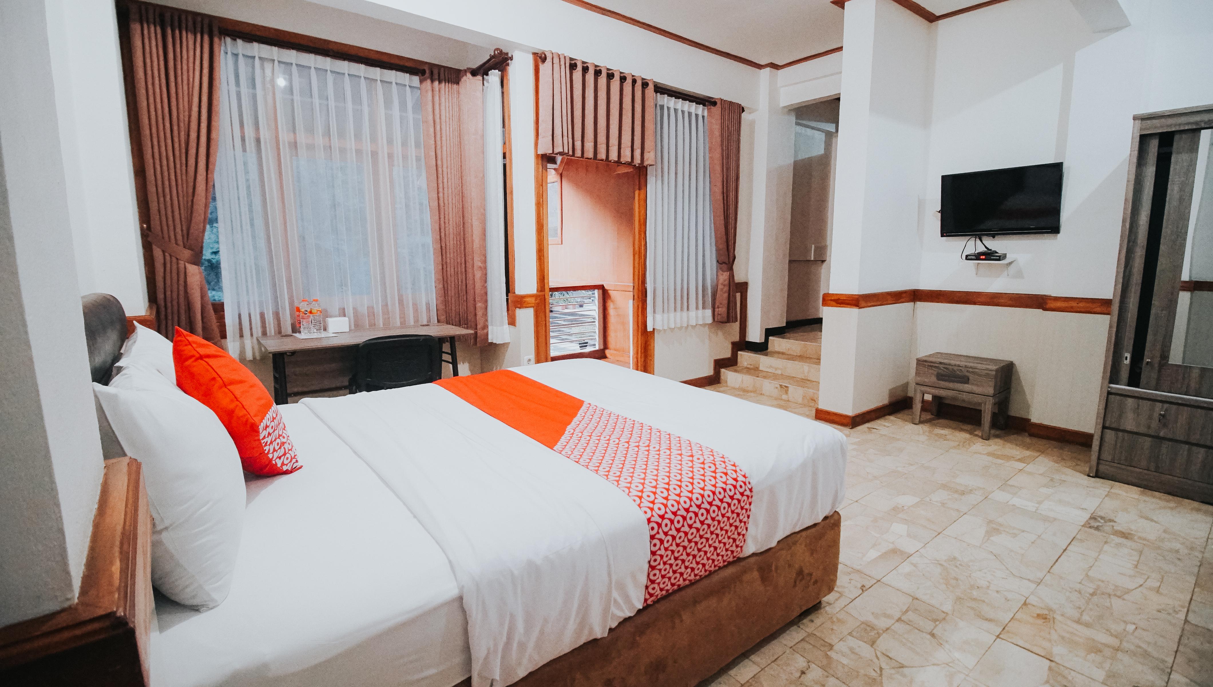 Oyo 1209 Tirtasari Nice Guesthouse Bandung Esterno foto